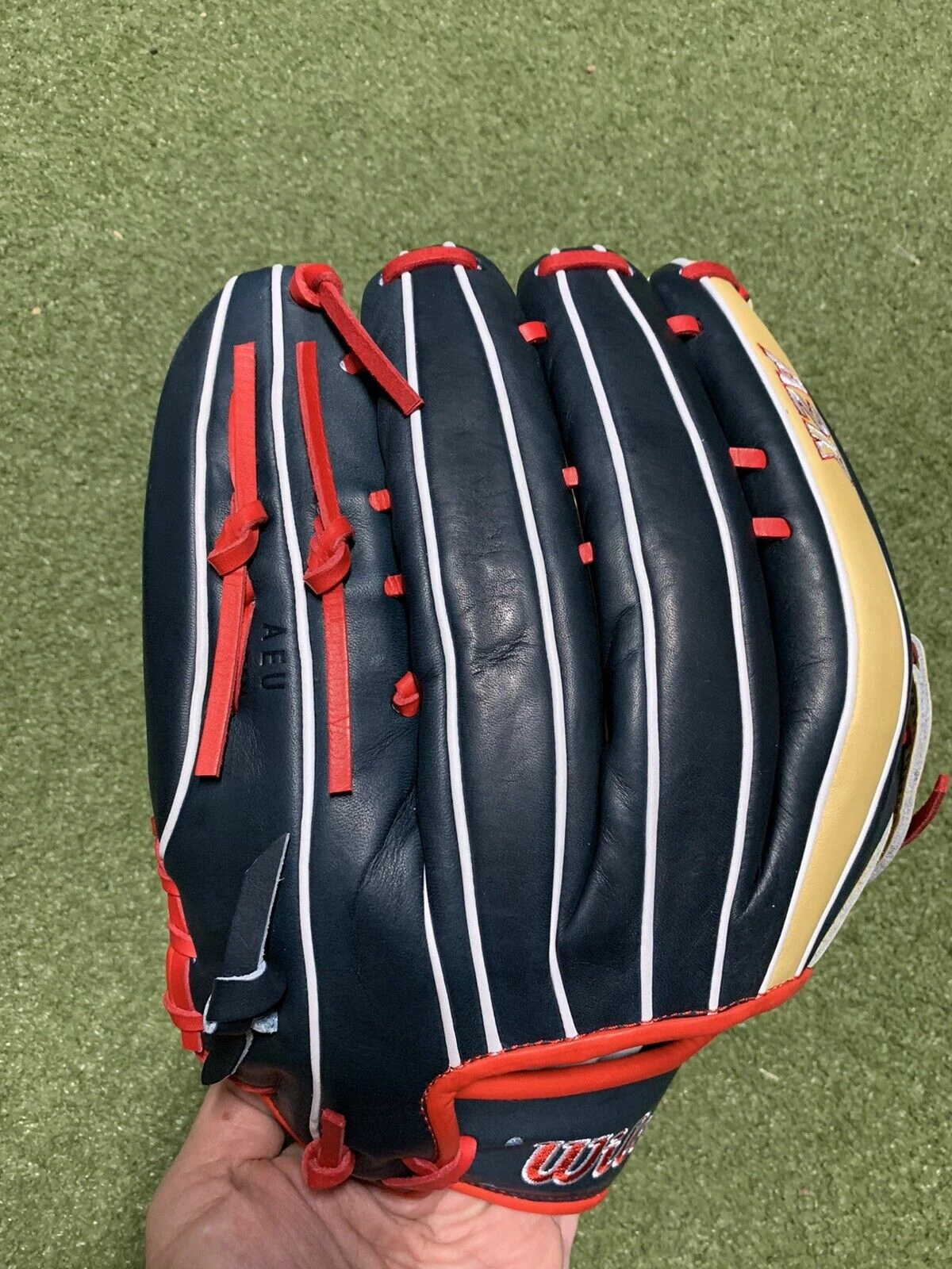 BB GLOVE WILSON A2K JUAN SOTO 12.75 BS23 4 BB GLOVE WILSON A2K JUAN SOTO 12.75 BS23 - Image 4