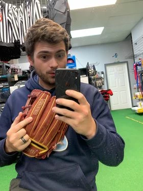 BB GLOVE WILSON GOTM Nov. A2000 1975 11.75" BS22 Brick Red 5 BB GLOVE WILSON GOTM Nov. A2000 1975 11.75" BS22 Brick Red - Image 5